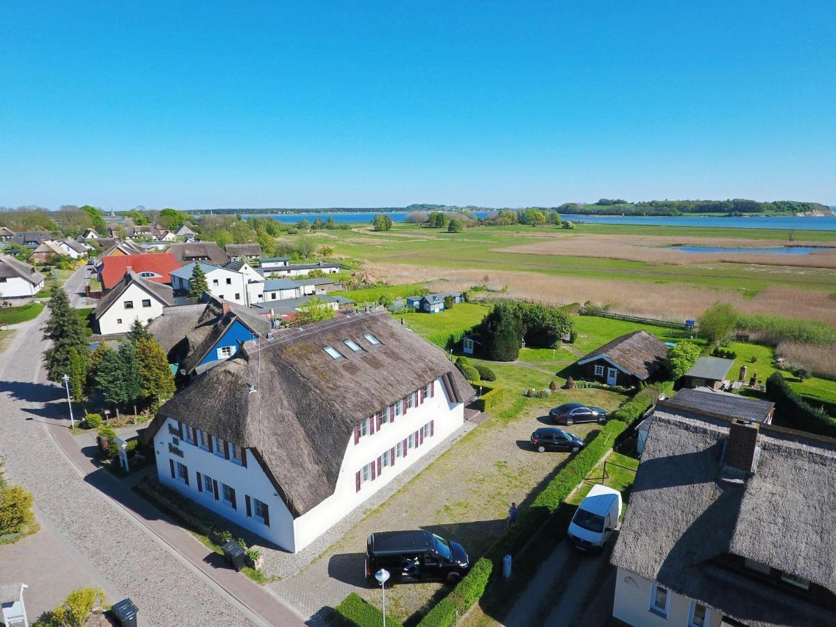 Haus Am Bodden Daire Groß Zicker Dış mekan fotoğraf